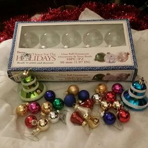 35pc ornaments/Christmas candles and holders